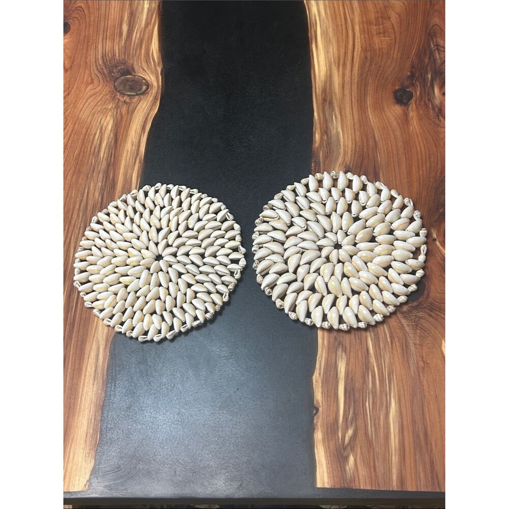 2 Vintage Seashell Trivet Hot Pads Beach Condo Decor
